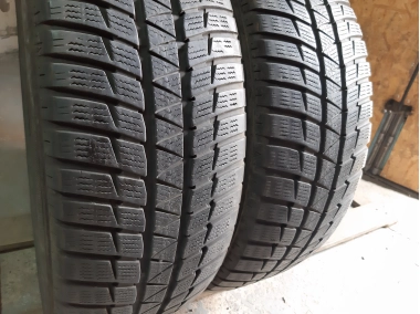 Шини на авто в хорошому стані Falken HS 449 EuroWinter  . . . шириною 225 висотою 55 радіусом R 19 низькі ціни