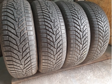 Уживані шини з Європи Yokohama BluEarthWinter V905 225/60 R 18 Шини на авто в хорошому стані Yokohama BluEarthWinter V905 шириною 225 висотою 60 радіусом R 18 низькі ціни