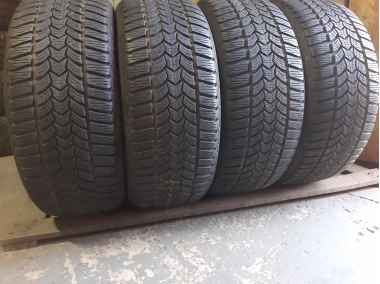 Уживані шини з Європи Debica Frigo HP2 225/45 R 18 Шини на авто в хорошому стані Debica Frigo HP2 шириною 225 висотою 45 радіусом R 18 низькі ціни