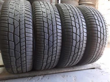 Уживані шини з Європи Continental WinterContact TS 830P 215/60 R 17 Шини на авто в хорошому стані Continental WinterContact TS 830P шириною 215 висотою 60 радіусом R 17 низькі ціни