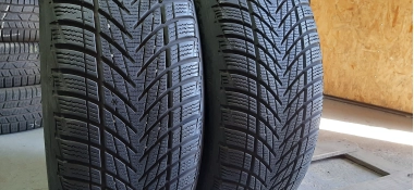 Уживані шини з Європи GoodYear Ultra Grip Perfomance 3 . … 205/55 R 17 Шини на авто в хорошому стані GoodYear Ultra Grip Perfomance 3 . … шириною 205 висотою 55 радіусом R 17 низькі ціни