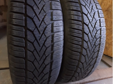 Уживані шини з Європи Semperit Speed-Grip 2 215/60 R 16 Шини на авто в хорошому стані Semperit Speed-Grip 2 шириною 215 висотою 60 радіусом R 16 низькі ціни