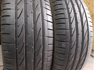 Уживані шини з Європи Bridgestone Dueler H/P Sport 235/65 R 17 Шини на авто в хорошому стані Bridgestone Dueler H/P Sport шириною 235 висотою 65 радіусом R 17 низькі ціни