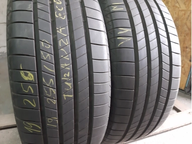 Уживані шини з Європи Bridgestone Turanza Eco 255/50 R 19 Шини на авто в хорошому стані Bridgestone Turanza Eco шириною 255 висотою 50 радіусом R 19 низькі ціни