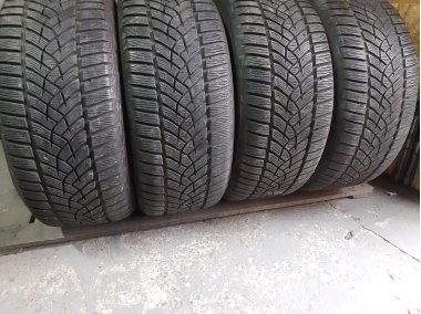 Уживані шини з Європи Good Year Ultra Grip . . 255/45 R 19 Шини на авто в хорошому стані Good Year Ultra Grip . . шириною 255 висотою 45 радіусом R 19 низькі ціни