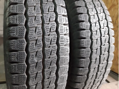 Уживані шини з Європи Firestone VanHawk Winter 205/75 R 16C Шини на авто в хорошому стані Firestone VanHawk Winter шириною 205 висотою 75 радіусом R 16C низькі ціни